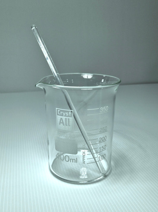 Pot becher en verre avec son tuteur